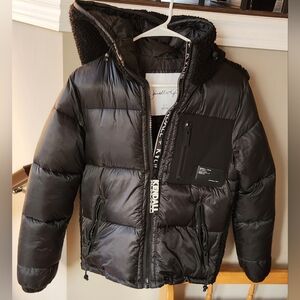 Kendall & Kylie Black Puffer Jacket Sz Sm
